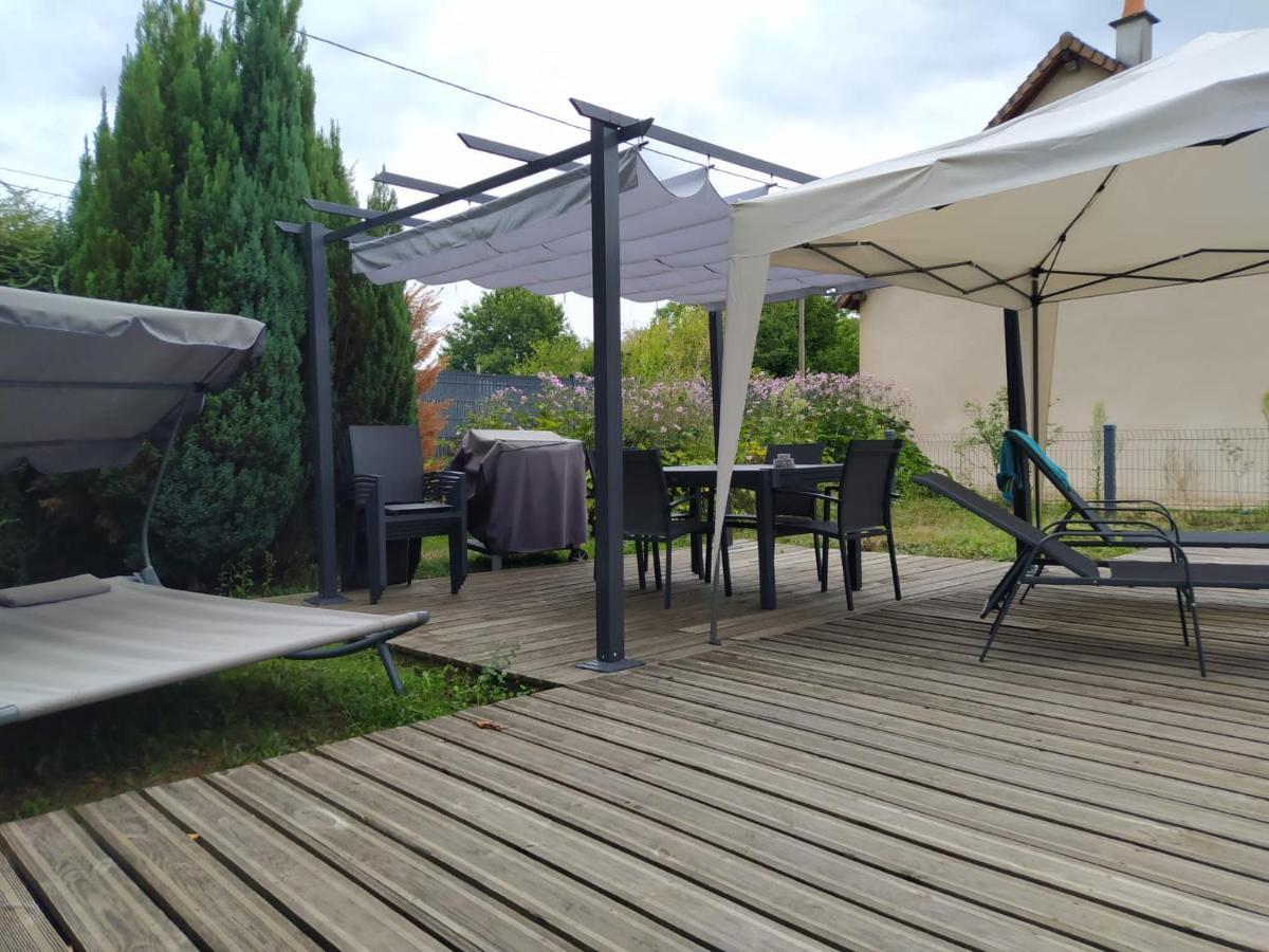 הוילה Jumilhac-le-Grand Gite De Charme En Dordogne Avec Piscine Et Jardin מראה חיצוני תמונה